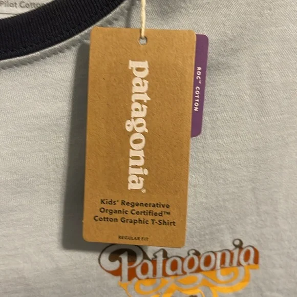 NWT Patagonia boys, regenerative, organic certification, cotton graphic T-shirt. - Picture 5 of 6